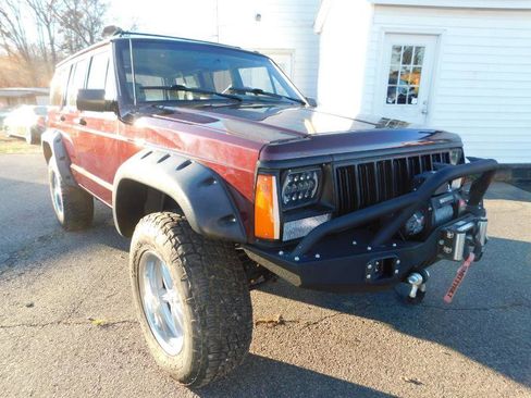 Used 1994 Jeep Cherokee Country image 2