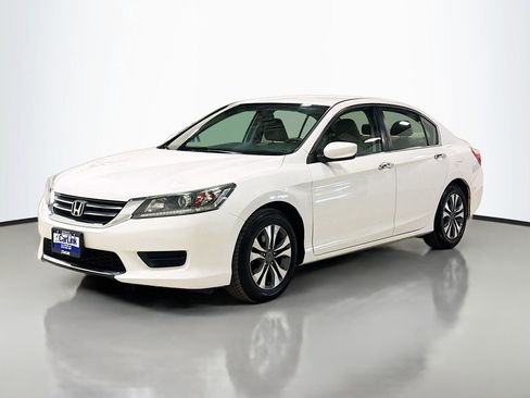 Used 2015 Honda Accord LX image 3
