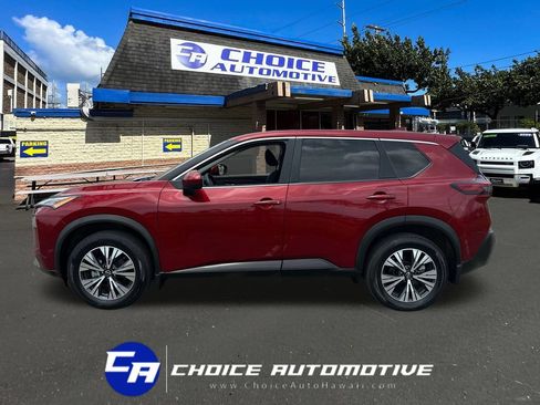 Used 2023 Nissan Rogue SV FWD image 3