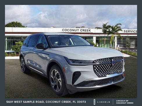 New 2026 Lincoln Nautilus Premier image 1