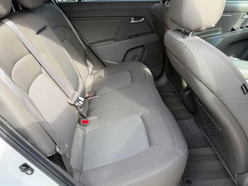 Used 2016 Kia Sportage LX image 19