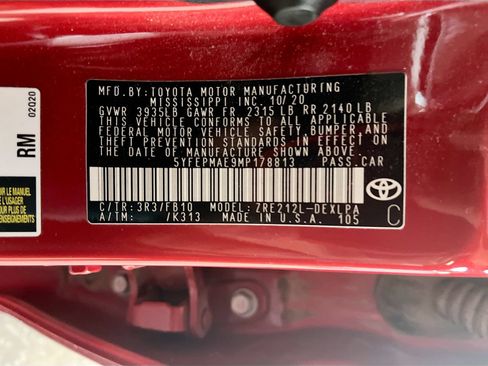 Used 2021 Toyota Corolla LE FWD image 29