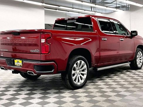 Used 2022 Chevrolet Silverado 1500 High Country w/ Safety Package II image 13