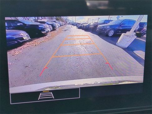 Used 2024 Chevrolet Trax RS w/ Driver Confidence Package image 15