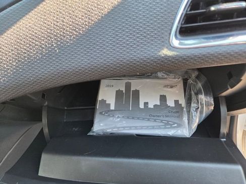 Used 2019 Chevrolet Cruze LS w/ LS Convenience Package image 35