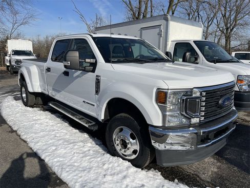Used 2022 Ford F350 XL w/ STX Appearance Package image 2