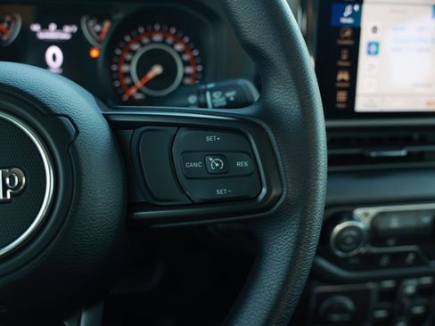 New 2026 Jeep Gladiator Sport AWD/4WD image 19