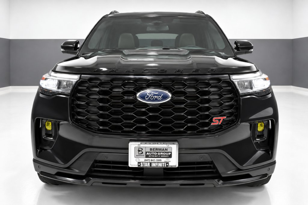 Used 2025 Ford Explorer ST AWD/4WD image 6