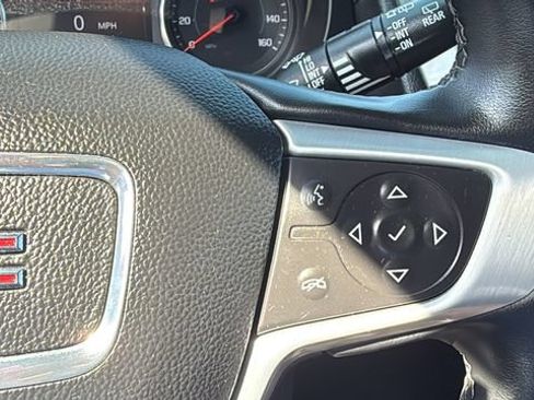 Used 2023 GMC Terrain SLT AWD/4WD image 19