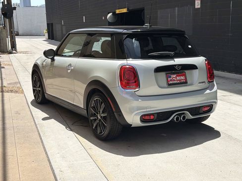 Used 2019 MINI Cooper S w/ Signature Upholstery Package FWD image 4