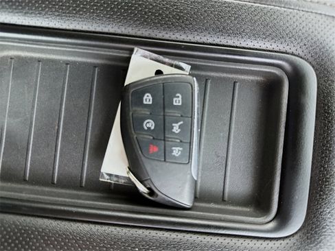 Used 2021 GMC Yukon SLT image 40