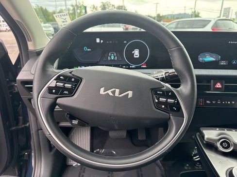 Used 2024 Kia EV6 Light AWD/4WD image 20