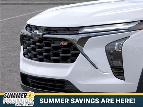 New 2026 Chevrolet Trax RS w/ Sunroof Package FWD image 13
