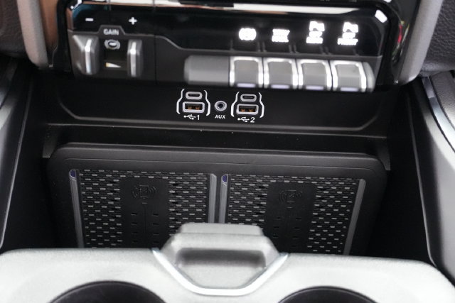 Used 2025 RAM 2500 Laramie w/ Night Edition AWD/4WD image 40