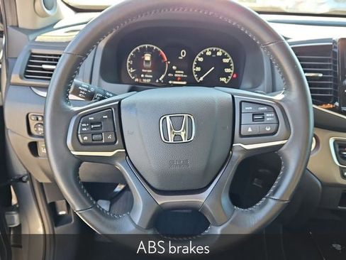 Certified 2025 Honda Ridgeline Sport+ image 28