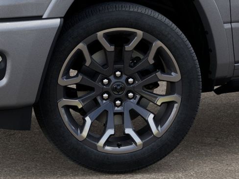 New 2025 RAM 1500 Limited image 30