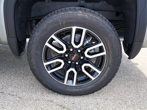 New 2026 GMC Sierra 1500 AT4 w/ AT4 Premium Package AWD/4WD image 35