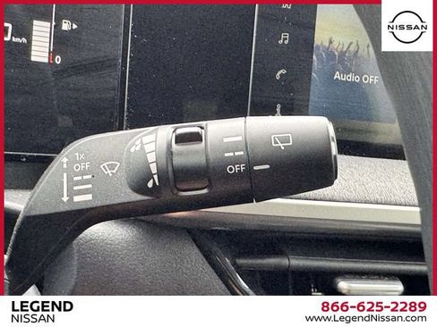 Certified 2025 Nissan Kicks SV AWD/4WD image 20