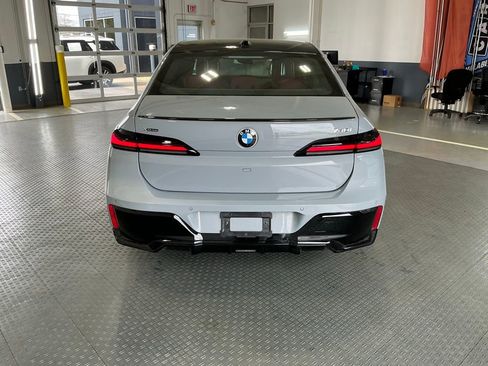 Used 2026 BMW 740i xDrive image 6