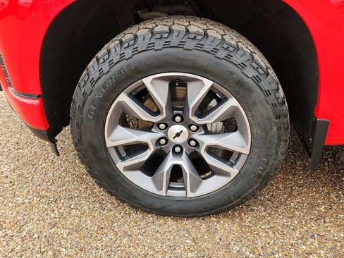 Used 2021 Chevrolet Silverado 1500 RST w/ Z71 Off-Road Package image 7