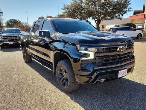 Used 2023 Chevrolet Silverado 1500 LT Trail Boss w/ LT Trail Boss Premium Package image 6