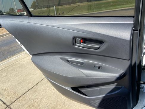 Used 2025 Toyota Corolla LE FWD image 53