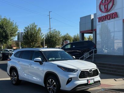 Certified 2023 Toyota Highlander XLE