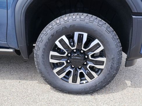 New 2026 GMC Sierra 3500 Denali Ultimate AWD/4WD image 36