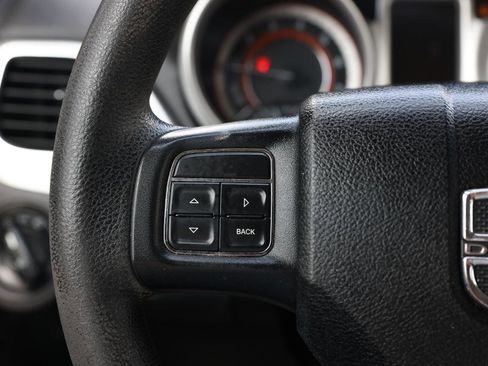 Used 2012 Dodge Journey SXT w/ Flexible Seating Group image 28