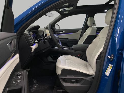 New 2026 Volkswagen Atlas Cross Sport SEL Premium R-Line image 32