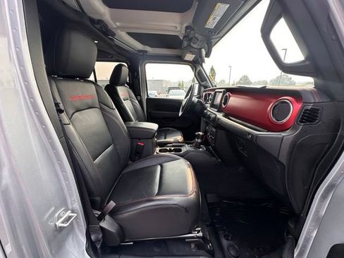 Used 2023 Jeep Gladiator Rubicon w/ Cold Weather Group AWD/4WD image 30