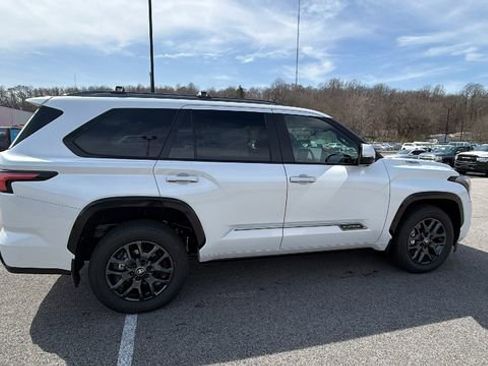 New 2026 Toyota Sequoia Platinum image 7