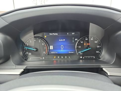 Used 2022 Ford Explorer XLT w/ Equipment Group 202A image 20