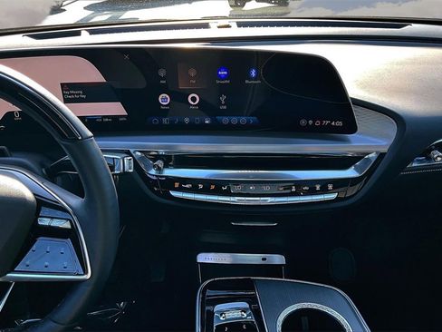 Certified 2024 Cadillac Lyriq Sport image 9