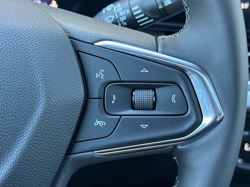 New 2026 Chevrolet Trax LT w/ Sunroof Package FWD image 27