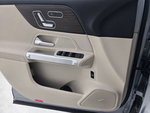 New 2026 Mercedes-Benz GLB 250 image 22