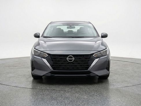 Used 2025 Nissan Sentra SV image 2