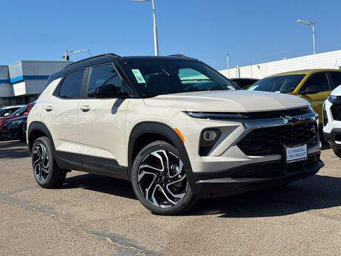 New 2026 Chevrolet TrailBlazer RS FWD image 2