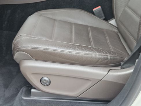 Used 2022 Mercedes-Benz GLS 450 4MATIC image 21