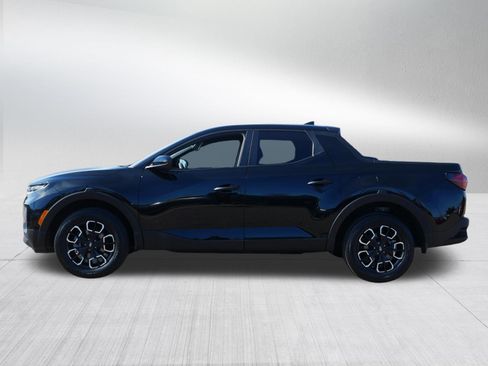 Used 2023 Hyundai Santa Cruz SE AWD/4WD image 4