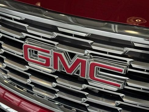 Used 2018 GMC Terrain Denali w/ Comfort Package AWD/4WD image 37