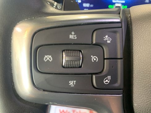 Used 2023 Chevrolet Silverado 1500 LT Trail Boss w/ LT Trail Boss Premium Package AWD/4WD image 17