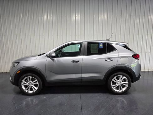 Used 2023 Buick Encore GX Preferred w/ Cold Weather Comfort Package AWD/4WD image 4