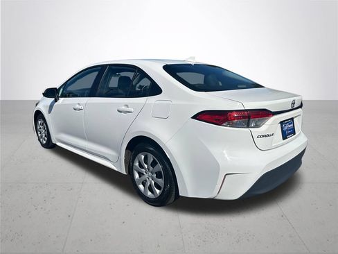 Used 2024 Toyota Corolla LE FWD image 9