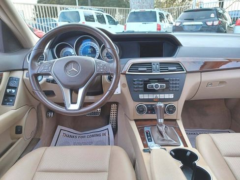 Used 2014 Mercedes-Benz C 250 Sedan image 12