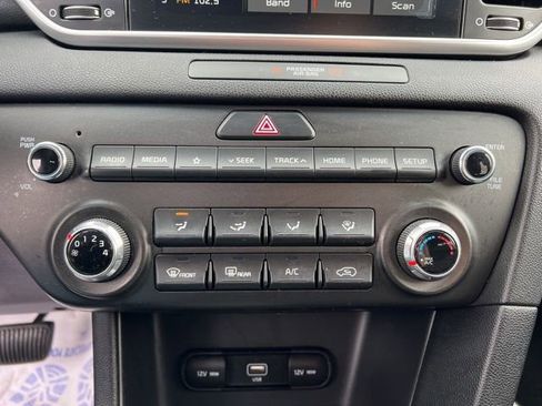 Certified 2021 Kia Sportage LX image 20