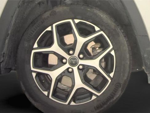 Used 2025 Jeep Compass Limited AWD/4WD image 20