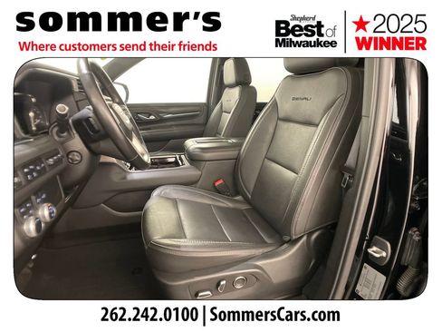 Used 2021 GMC Yukon XL Denali w/ Denali Premium Package AWD/4WD image 9