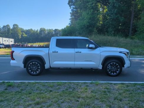 Used 2023 Toyota Tundra Limited AWD/4WD image 14