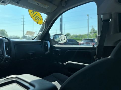 Used 2018 Chevrolet Silverado 1500 LT w/ All Star Edition AWD/4WD image 32